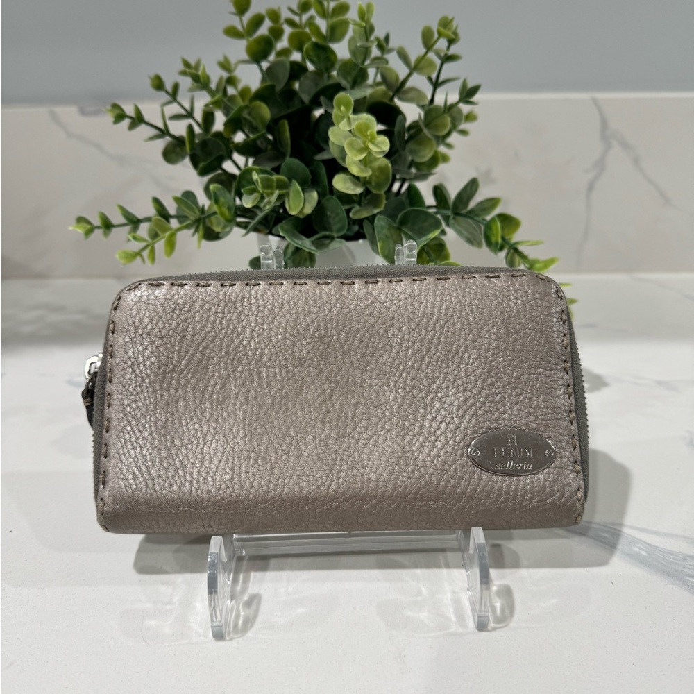 Authentic Fendi Wallet- Perfectly sized 🥰